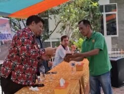 Petani Samosir Berterima Kasih, Bupati dan Wakilnya Terima Oleh-Oleh Kopi Luwak