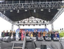 Eratkan Silaturahmi, Wabup Samosir Hadiri HUT ke-193 Simalungun