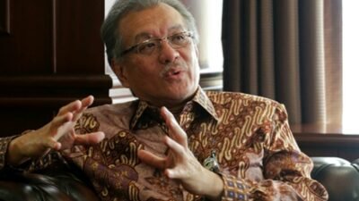 Mantan Deputi Gubernur BI Perkirakan Ekonomi RI Bisa Mentok di Bawah 5% karena Minyak