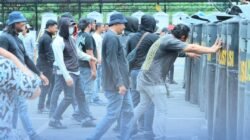 Sinergi Taktis Brimob dan Polda Sumut Matangkan Sispamkota Lewat Tactical Floor Game
