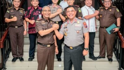 Perkuat Sinergi Penegakan Hukum, Kapolda Sumut Silaturahmi ke Kejatisu