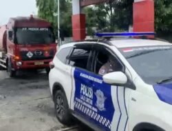 Polda Sumut Kawal Distribusi BBM, Puluhan Mobil Tangki Diberangkatkan ke SPBU Demi Jaga Pasokan untuk Masyarakat