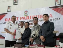 Bupati Toba Sampaikan Nota Pengantar P-APBD 2026 pada Rapat Paripurna DPRD
