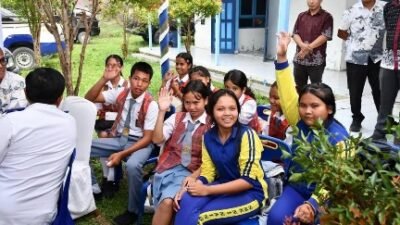 Kabut Asap Samosir Tidak Sehat, Bupati Vandiko Liburkan Sekolah 19-21 Oktober 2026