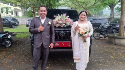 GRATIS! Bupati Samosir Vandiko Gultom Beri Mobil Dinas BB 1 C Untuk Pernikahan Warga