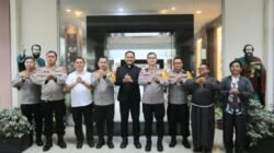 Kapolda Sumut Rangkul Keuskupan Agung Medan Ajak Perangi Narkoba dan Kejahatan Sosial