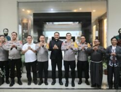 Kapolda Sumut Rangkul Keuskupan Agung Medan Ajak Perangi Narkoba dan Kejahatan Sosial